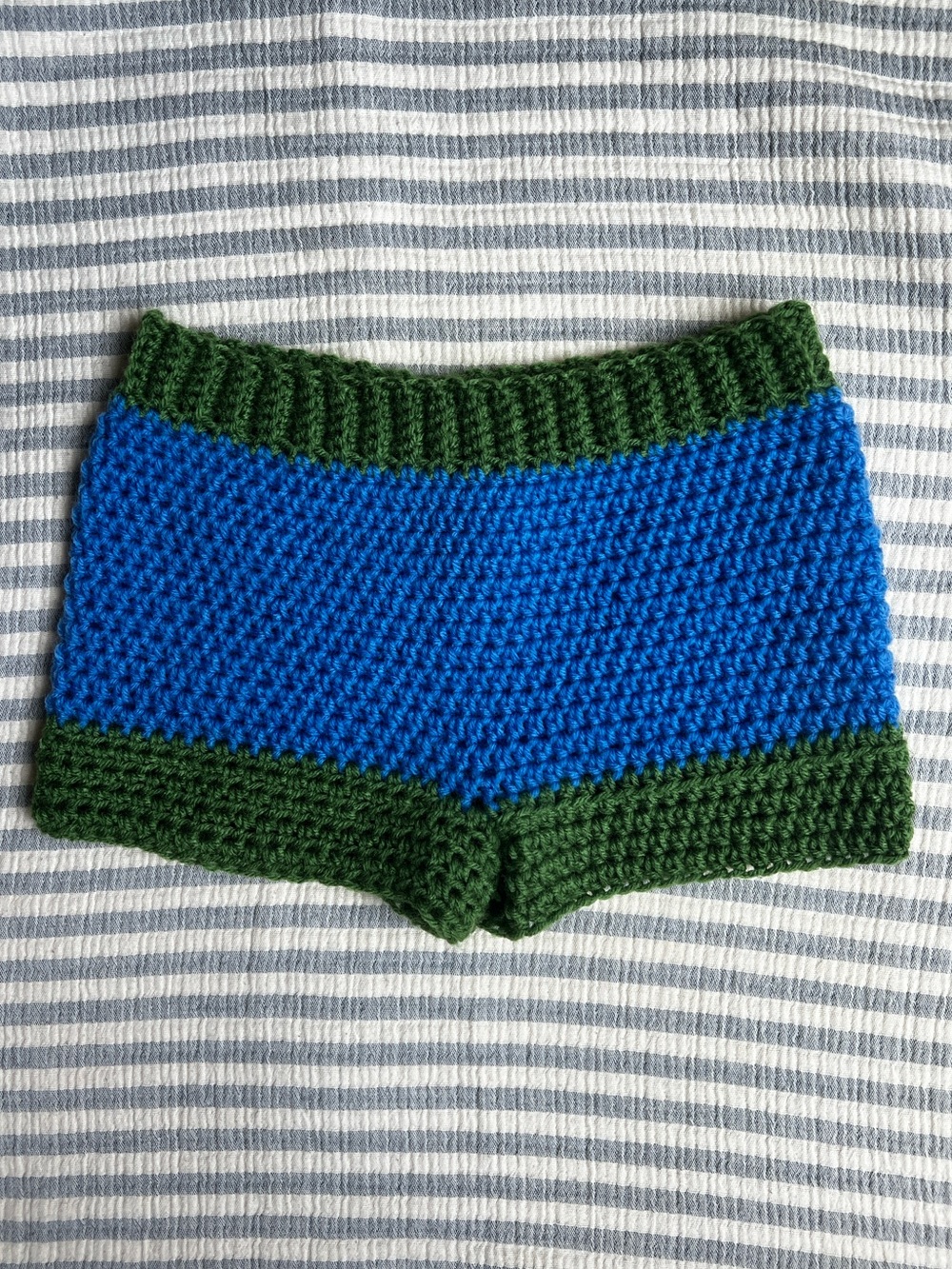 New Handmade Crochet Women’s Shorts XS